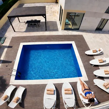 Willa Corcovada Vitoria With Private Pool